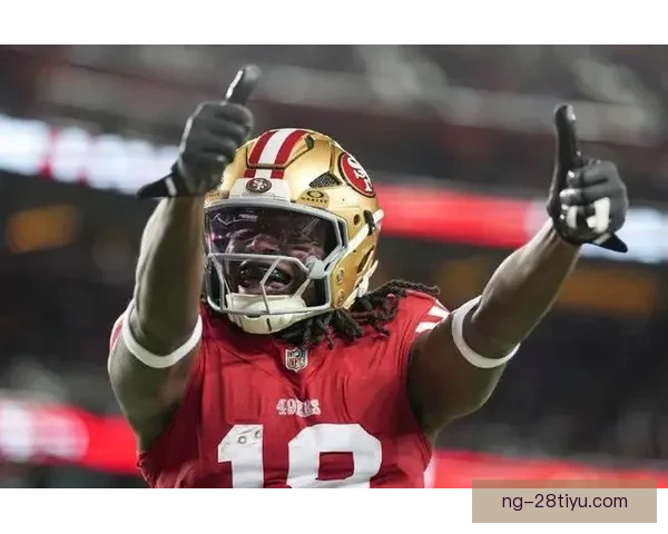 华子比赛中聊橄榄球 康利感慨带新人艰难